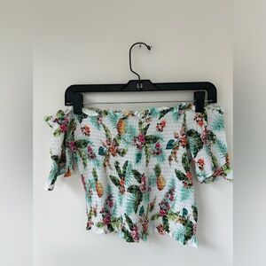 Forever 21 floral top size medium